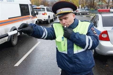 На каком расстоянии от дома должна быть парковка